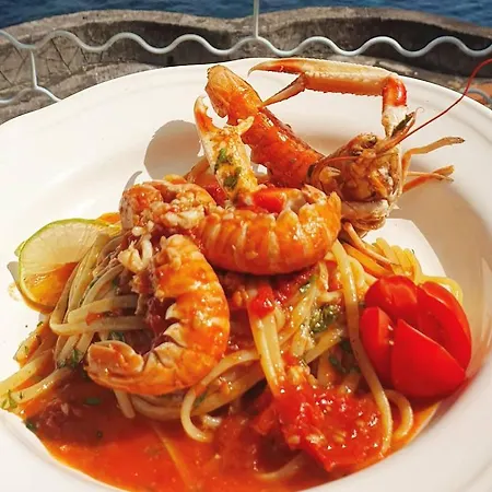 Aci Brezza Di Mare 阿奇雷亚莱