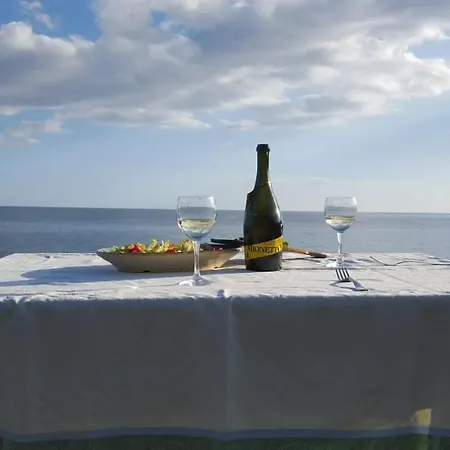 Holiday home Aci Brezza Di Mare Acireale